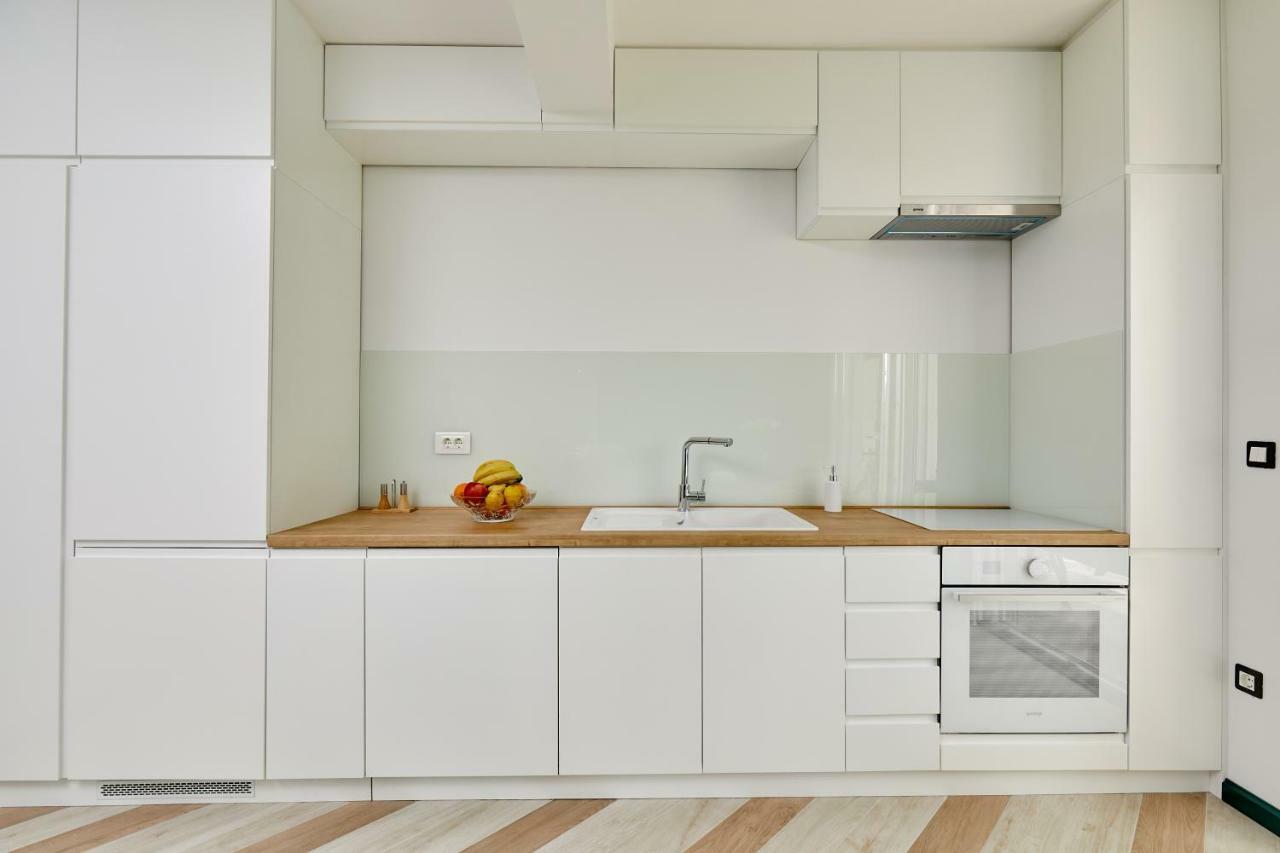 Mosaic Apartment Risan Ngoại thất bức ảnh